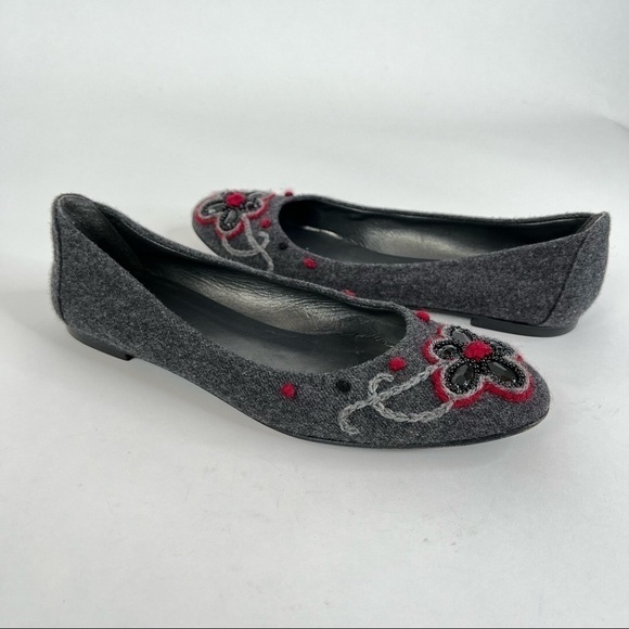 STUART WEITZMAN Smokey Grey Floral Jewel Felt Wool Ballerina Office Flats Shoes - Picture 1 of 14